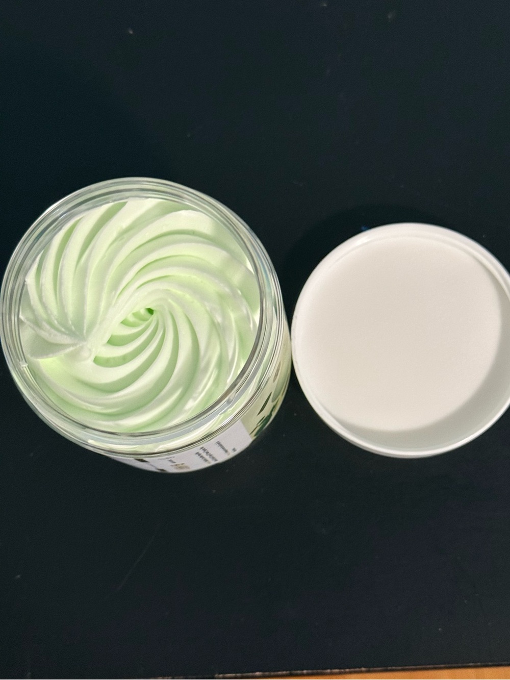 Aminnah bundle “whipped Pistachio creame” Body Butter and Sprinkle Donuts spoon! - Picture 5 of 7